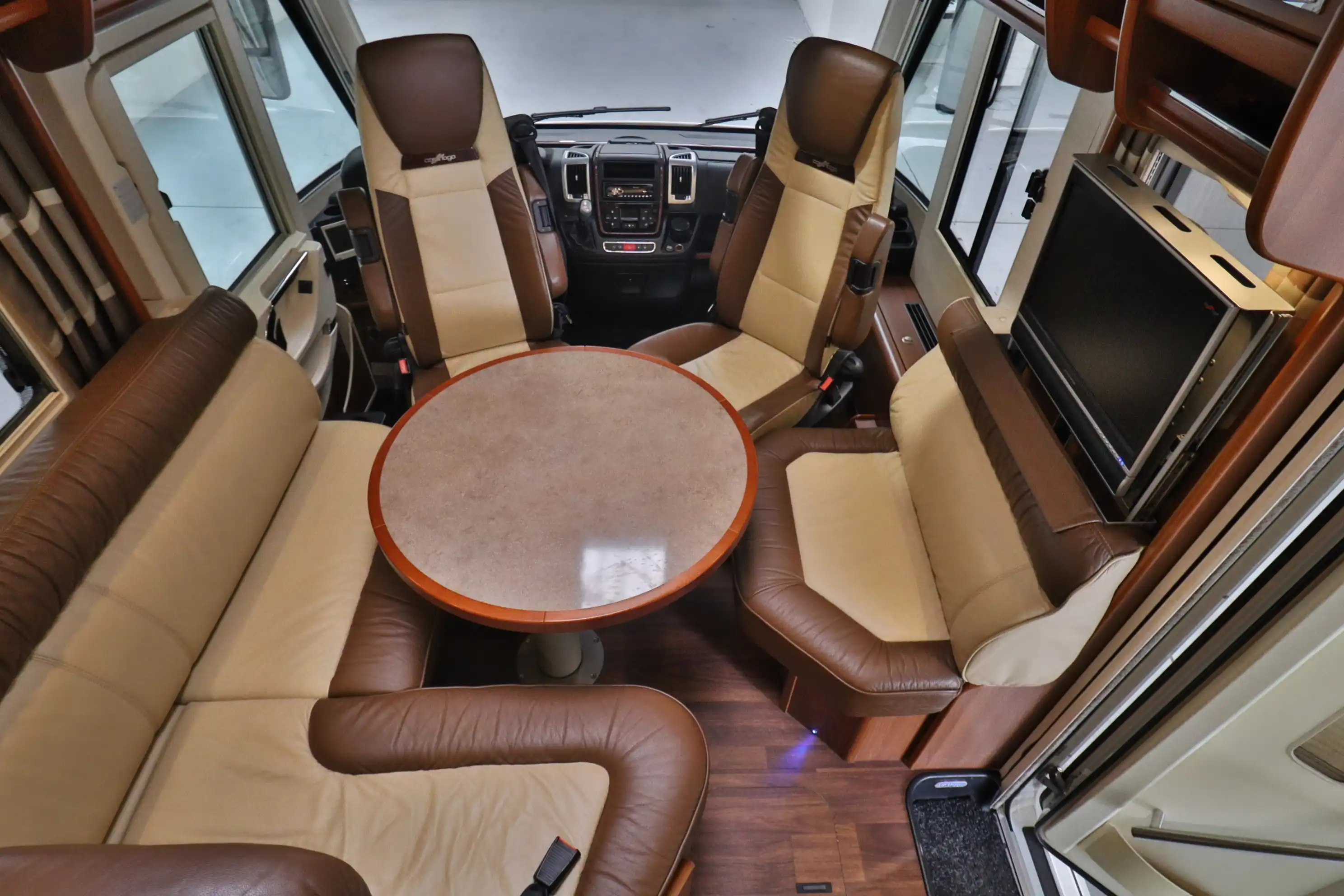 CARTHAGO Chic E-Line I50 LE Liner-Class